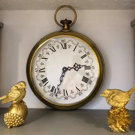 Romantique Parisien, Baignoire Rétro Au Pied Du Lit Boulogne-sur-Mer